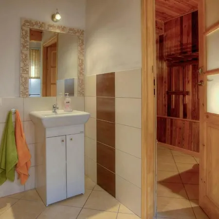 3 Bedroom Awesome Home In Wilkasy Holiday home *